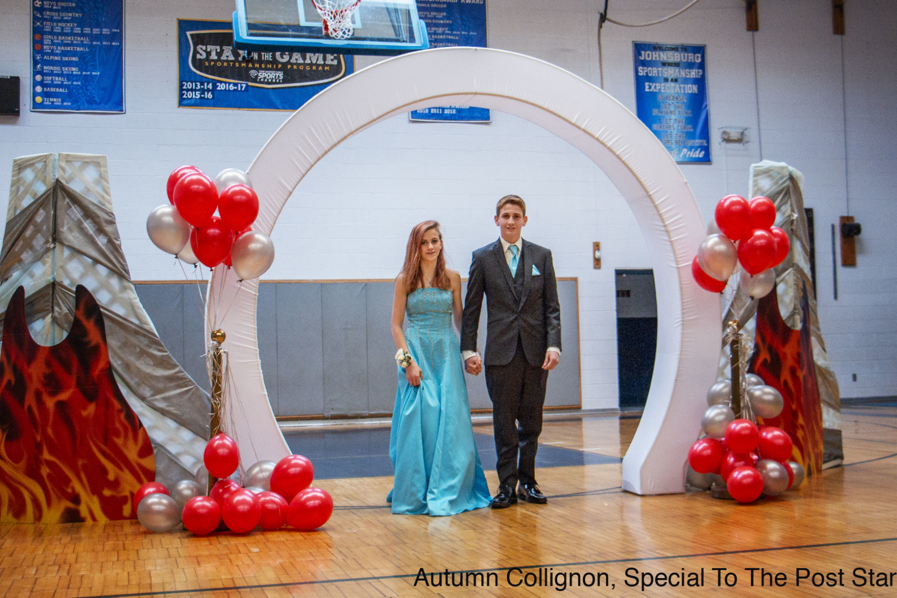Johnsburg_Prom_28.jpg